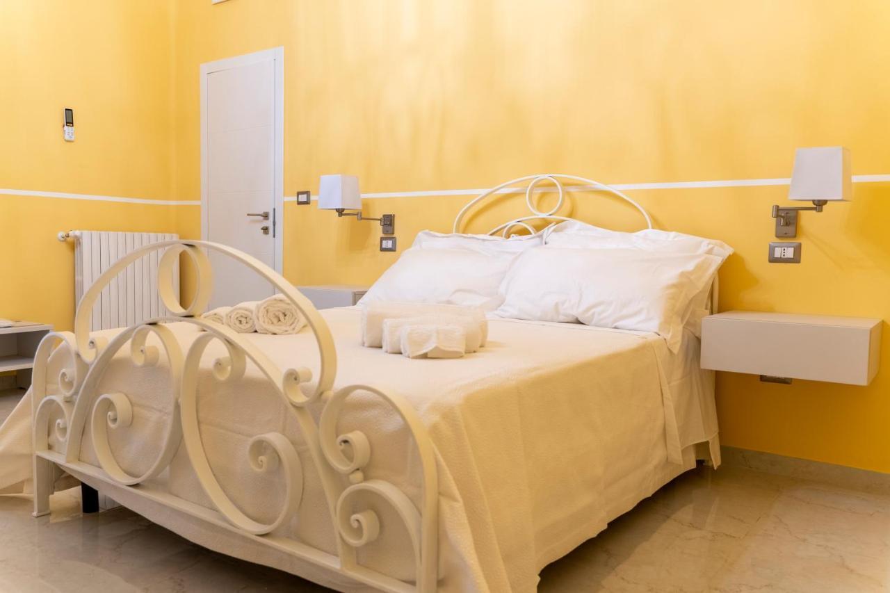 A Casa Dei Miei Hotel San Pietro Vernotico Buitenkant foto