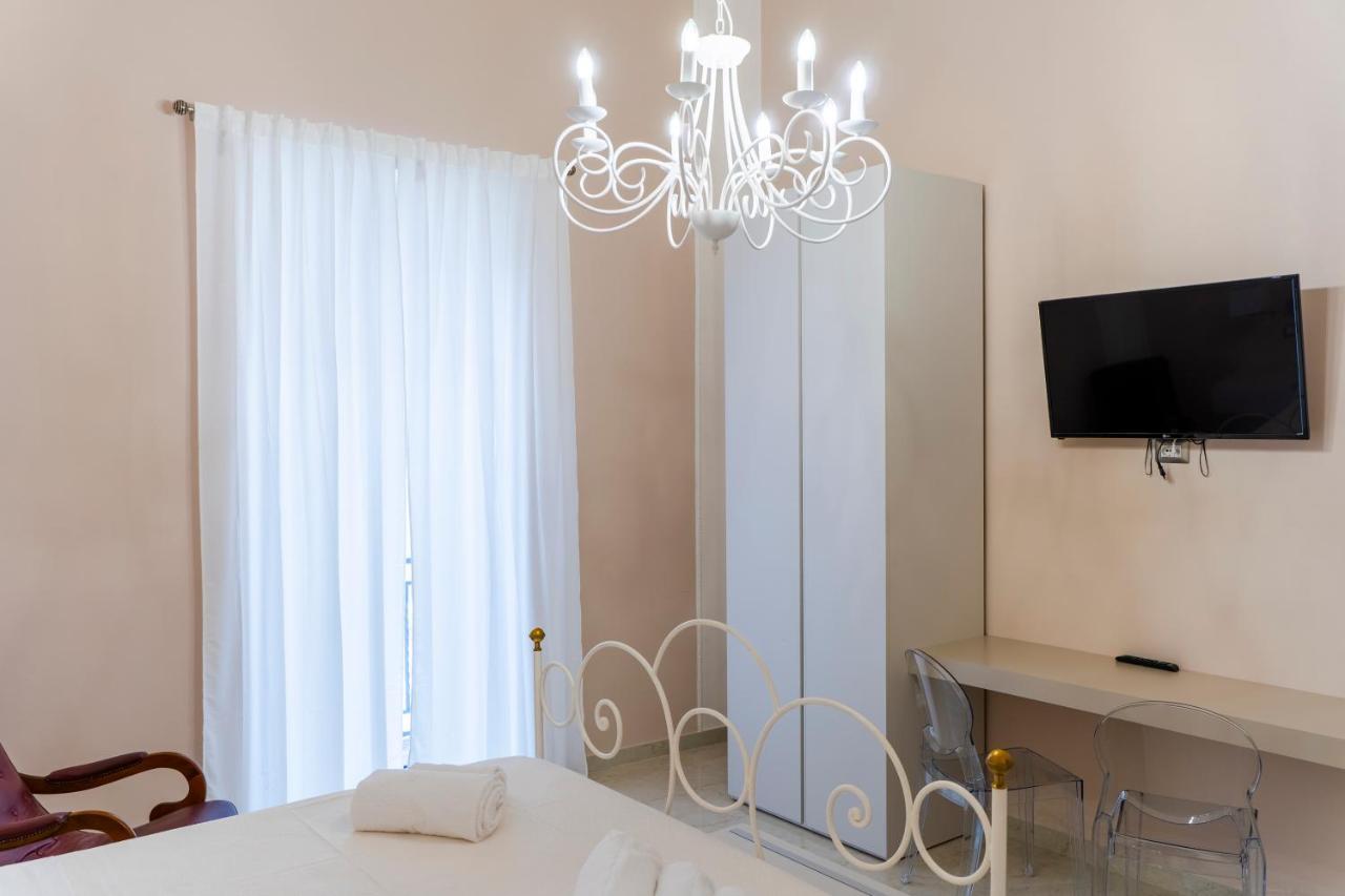 A Casa Dei Miei Hotel San Pietro Vernotico Buitenkant foto