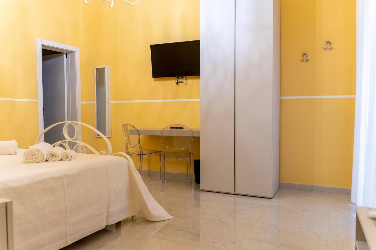 A Casa Dei Miei Hotel San Pietro Vernotico Buitenkant foto