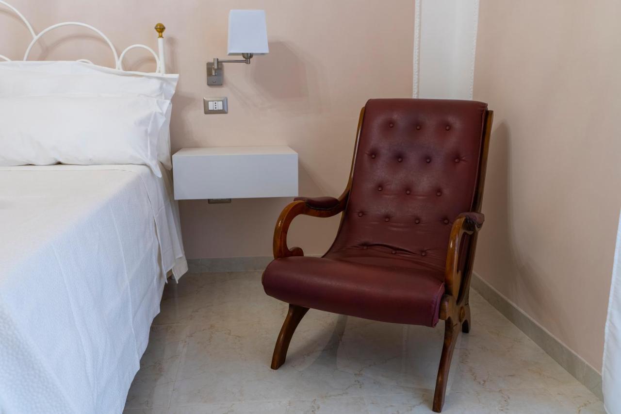 A Casa Dei Miei Hotel San Pietro Vernotico Buitenkant foto
