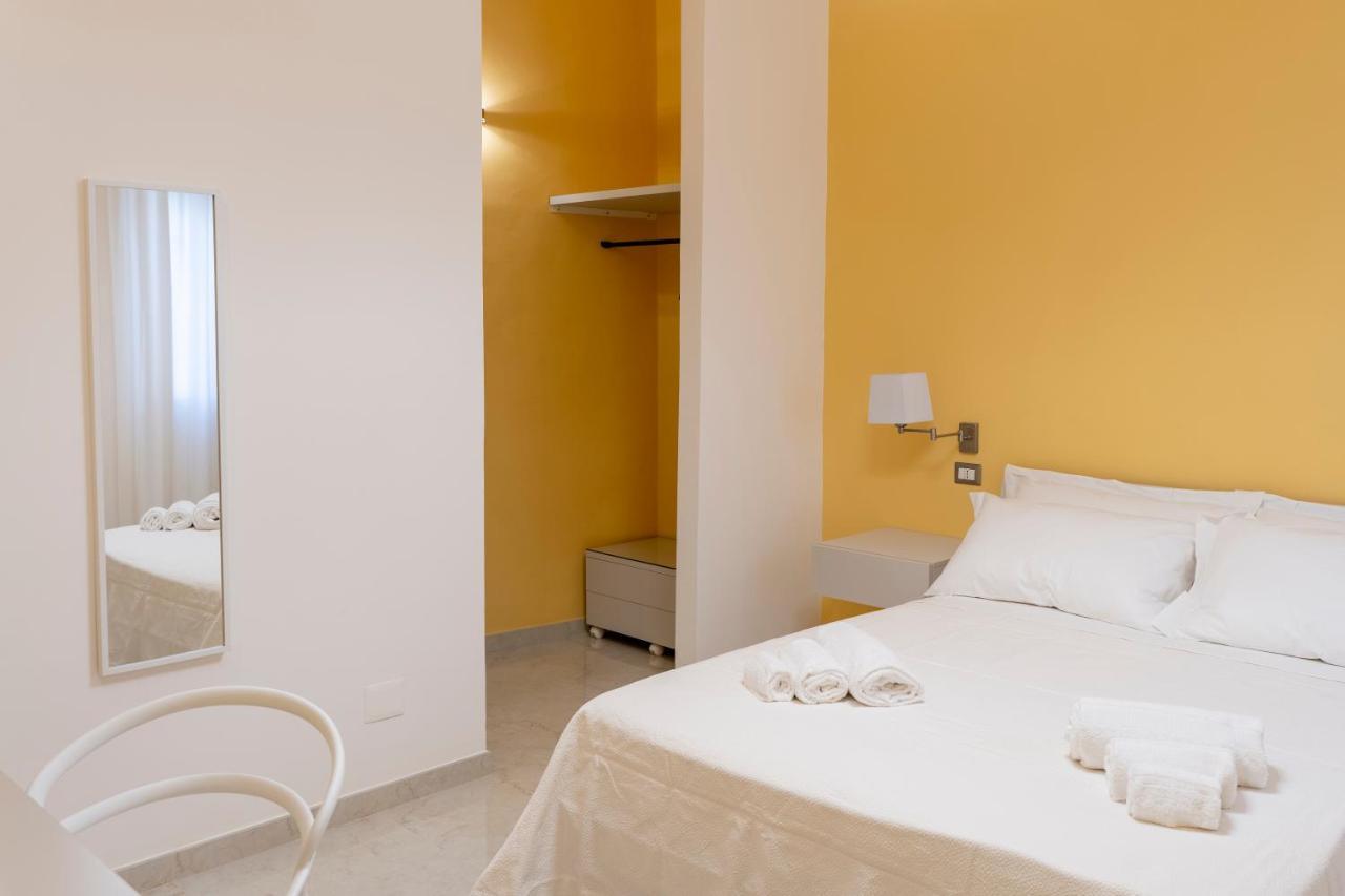 A Casa Dei Miei Hotel San Pietro Vernotico Buitenkant foto