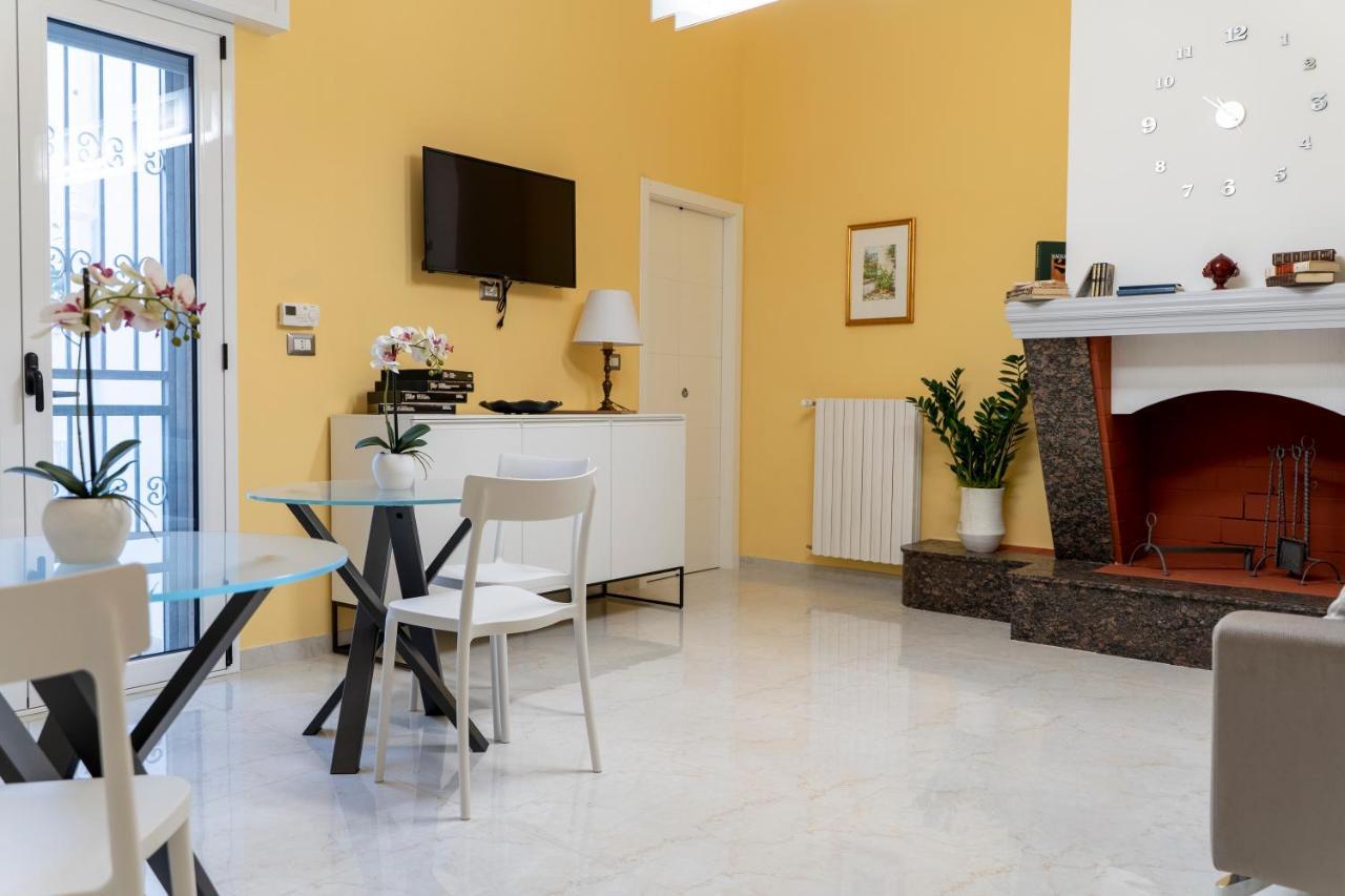 A Casa Dei Miei Hotel San Pietro Vernotico Buitenkant foto